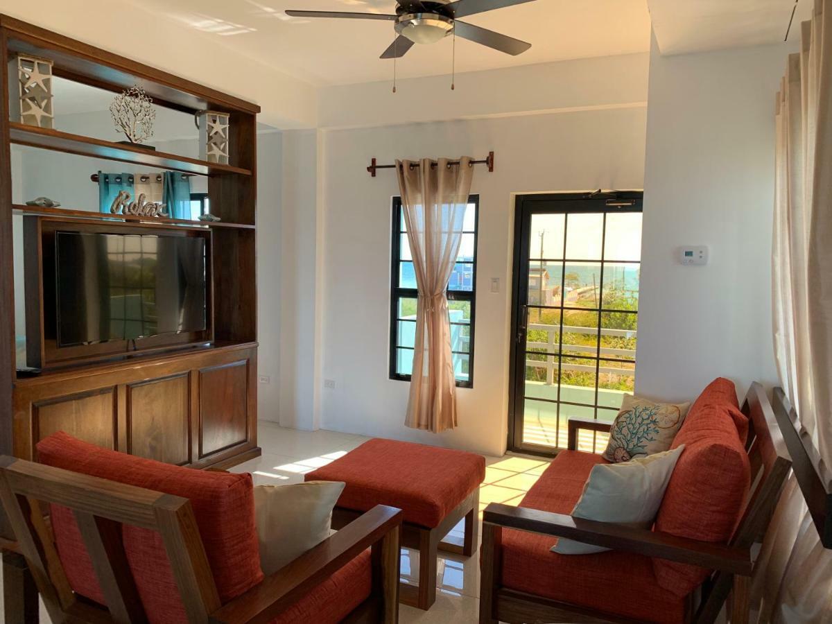 Aparthotel Bay Towers à Caye Caulker Extérieur photo