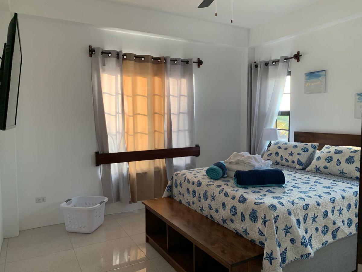 Aparthotel Bay Towers à Caye Caulker Extérieur photo